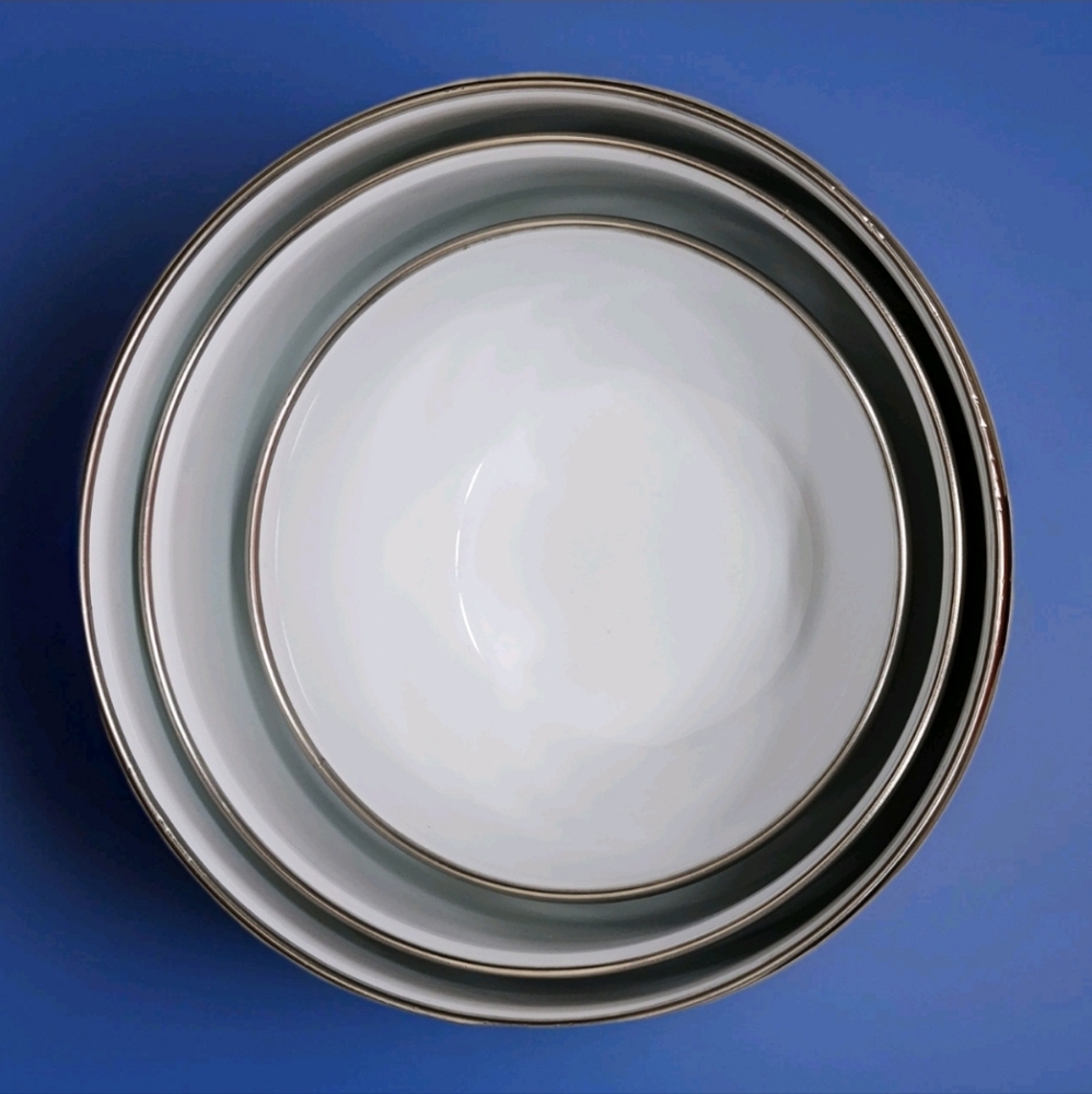 Pfaltzgraff “Summer Breeze” Metal Mixing Bowl Trio | Enamel Nesting Set - Picture 6 of 16